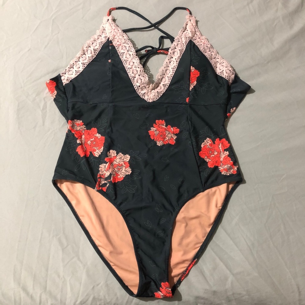 Cupshe One Piece Floral Swimsuit